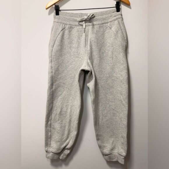 Lululemon Scuba High-Rise Cropped Jogger Light Grey size 6 - Picture 7 of 10
